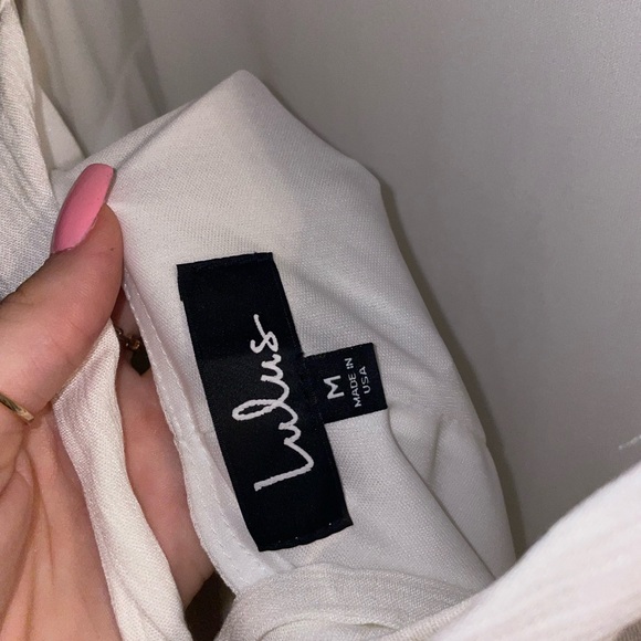 Lulu’s open back dress - Picture 3 of 3